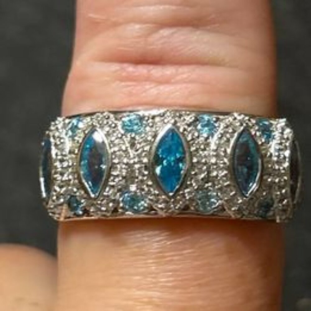 STERLING SILVER  LONDON BLUE TOPAZ RING, SZ 9.5